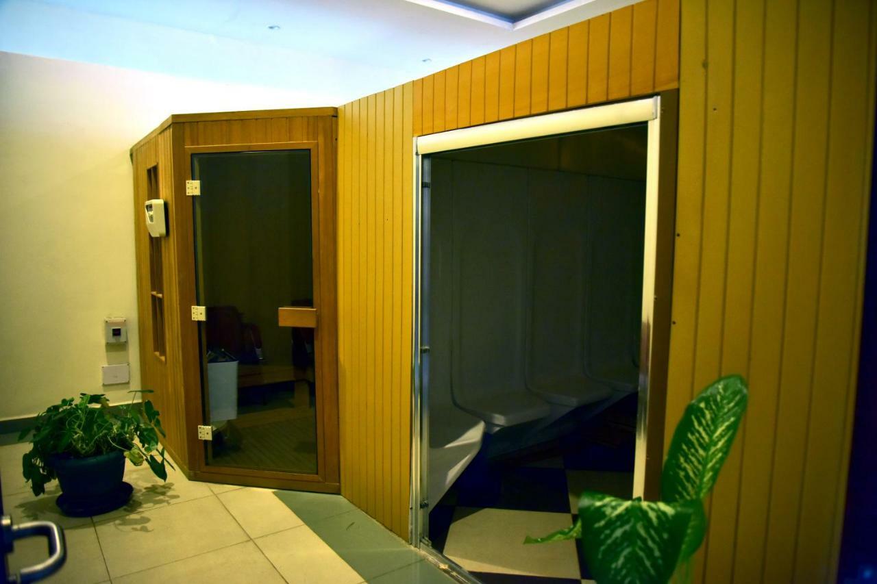 Hotel Blue Sapphire ダル・エス・サラーム エクステリア 写真