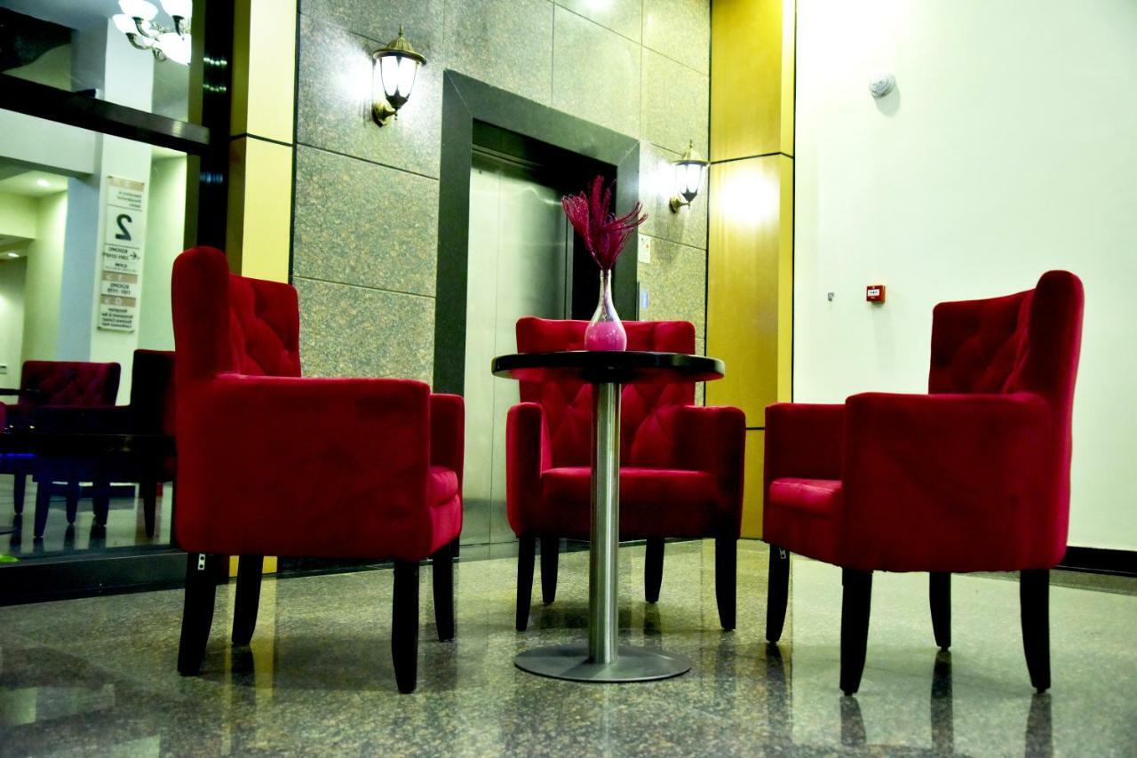 Hotel Blue Sapphire ダル・エス・サラーム エクステリア 写真